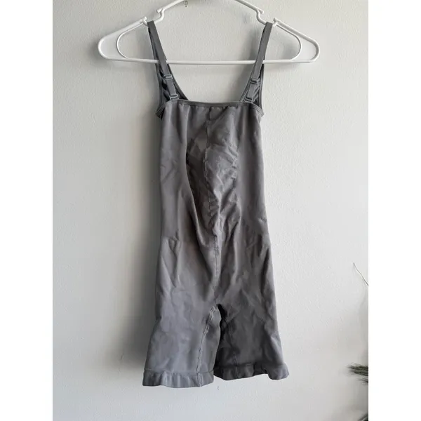 SKIMS Sculpting Mid Thigh Bodysuit with Zipper‎ Oxide Grey Womens Size M/M - Image 3