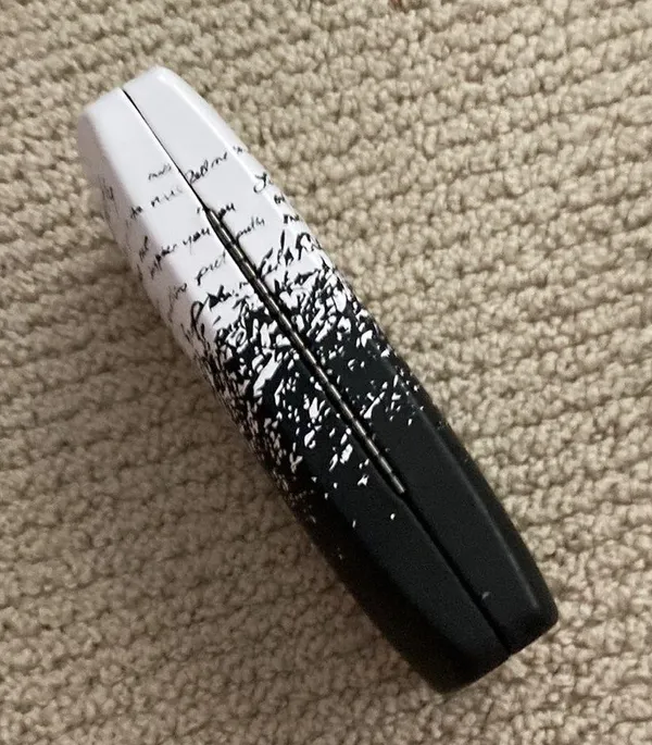 Kensie Eyewear Eyeglasses Case Eye Glasses EUC Black White - Image 4