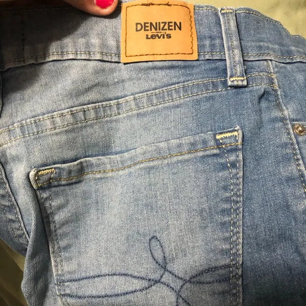 Denizen Levi’s cut off cuffed jean shorts women’s 26” waist high rise shortie‎ - Image 4