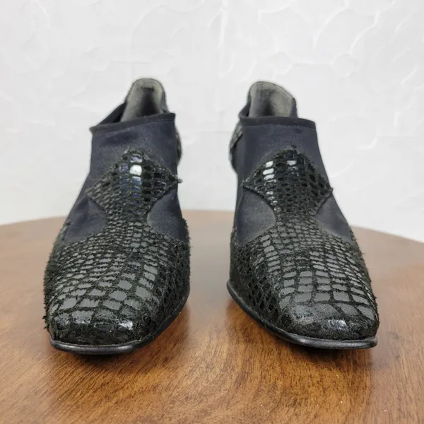 J Renee Women's Shoes 7 Black Leather Reptile Embossed Slip On Block Heel Bootie - Image 7