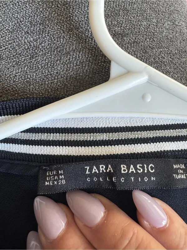 Zara Basic Black Knit Top with White Striped Collar - Image 4