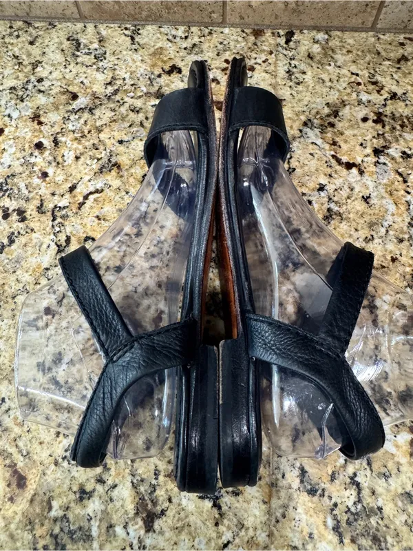 Frye Black Sandals flat comfort size 8.5‎ buckle leather - Image 4