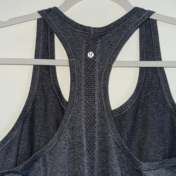 Lululemon Swiftly Tech Tank Top Gray Size 8 Racerback - Image 4