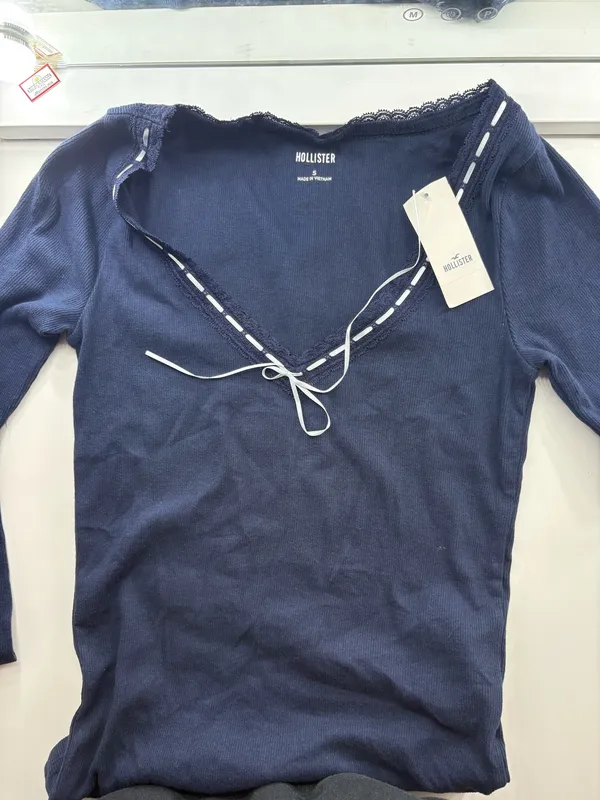 Hollister Top - Image 4