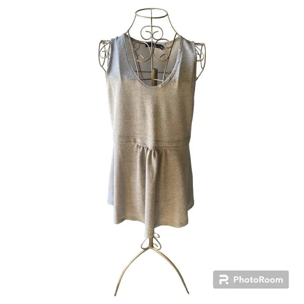 Doe & Rae Grey Sleeveless Tank Top Button Detail Size Small Casual Neutral - Image 2
