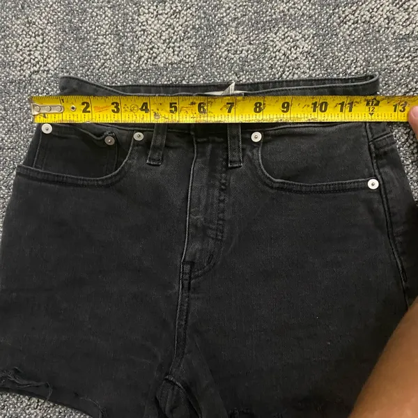 Madewell Black Jean Shorts - Image 5