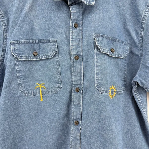 Wrangler Denim Short Sleeve Embroidered Button Down Shirt Blue‎ Women L Raw Hem - Image 2