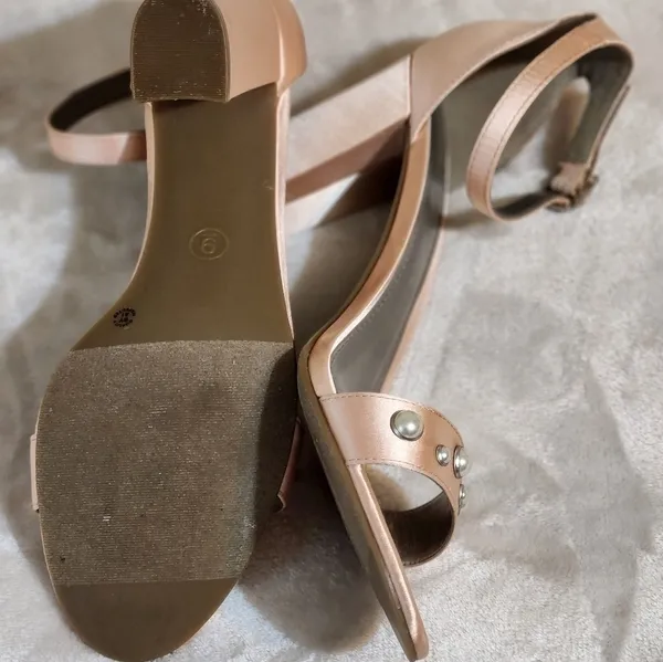 Worthington Satin pink embellished heels - Image 6