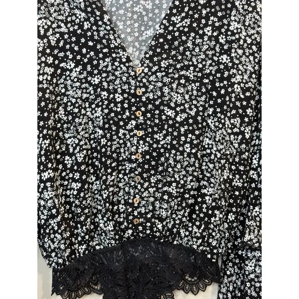Free People Intimately Bodysuit Womens XS Black Floral Bell Sleeve Lace Boho - Image 4
