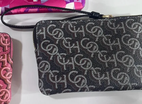 Coach Navy Logo  Mini Wristlet Brand New - Image 2
