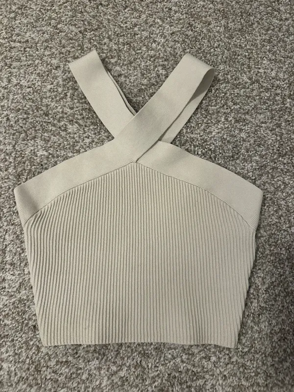 Aritzia Babaton Criss-Cross Tank - Image 2