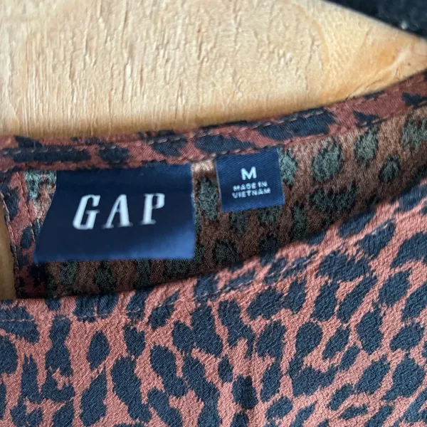 Gap Women's Tiered Animal Print Blouse Long Sleeve Cheetah Print Sz M - Image 4