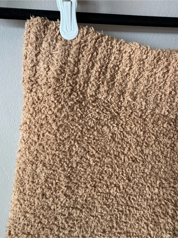 Skims Women’s Teddy Bouclé Cozy Knit Pants in Camel Size Small/Medium - Image 3