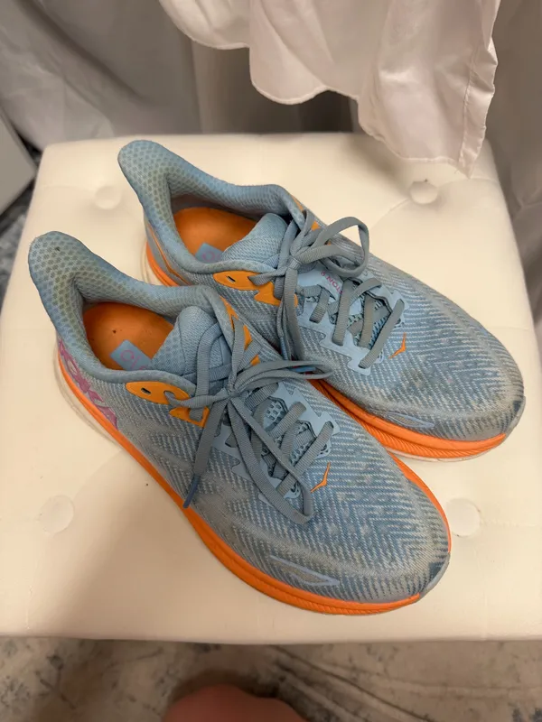 Hoka Clifton 9 Running Shoes - Image 5