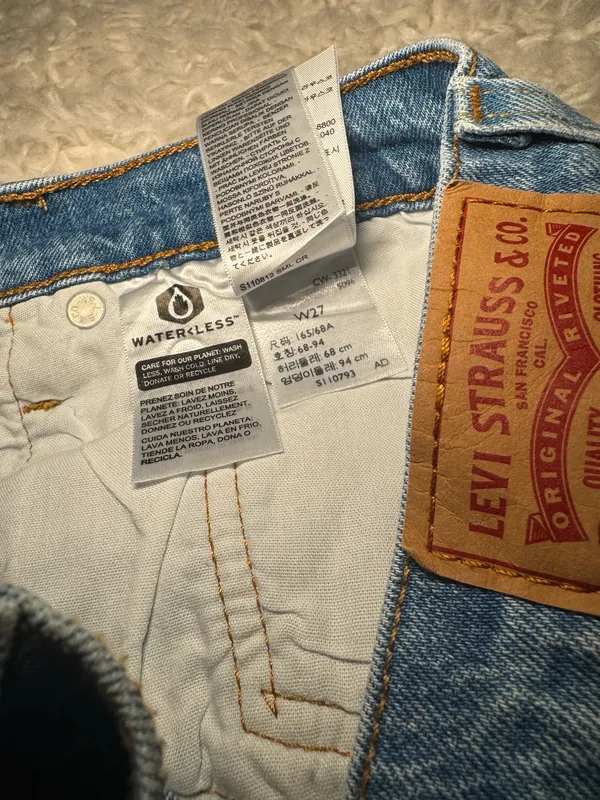 Levi’s 501 Denim Shorts - Image 4