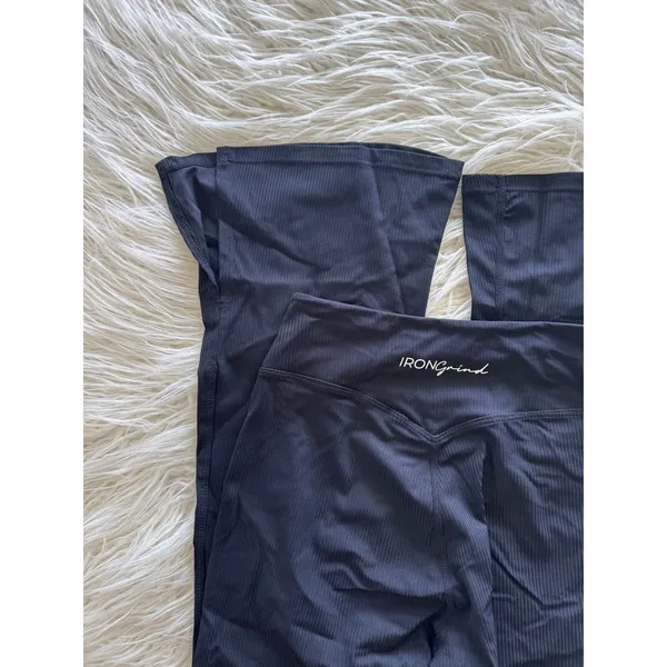 Irongrind Reborn Flared Leggings Jet Black Size Small - Image 4