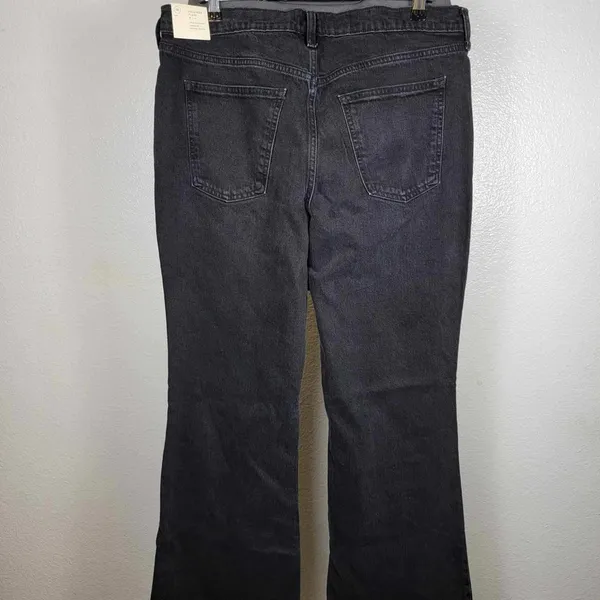 Universal Thread Black High Rise Flare‎ Denim Jeans - Image 2