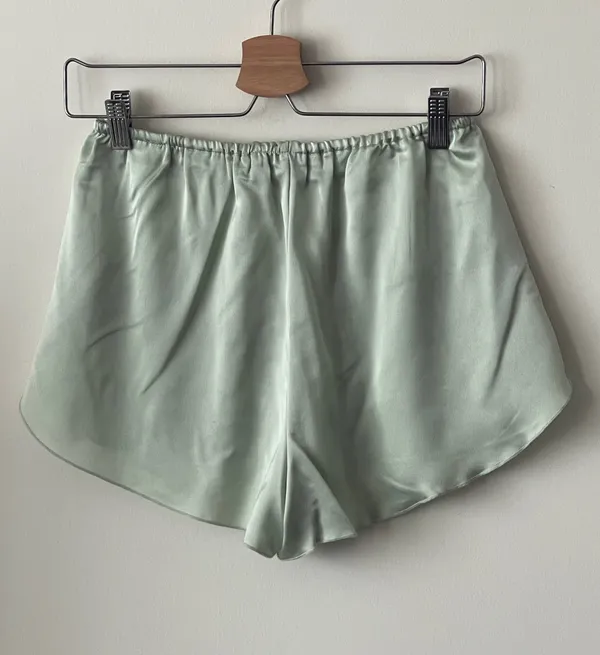 Abercrombie Satin Sleep Shorts Size S - Image 3