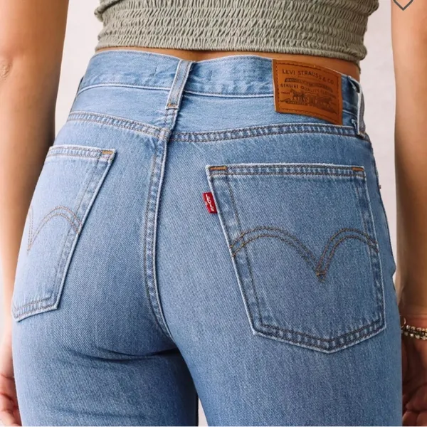 Levi’s Wedgie Straight Jeans Women’s 26 Button Fly Frayed Hem Blue Denim - Image 3