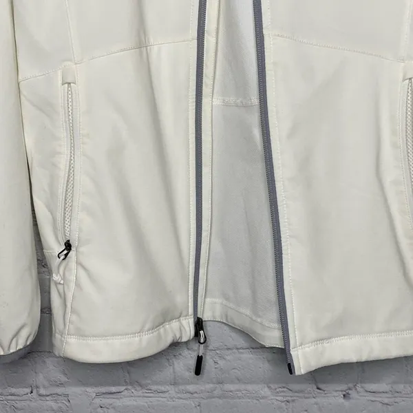 Women’s the north face jacket - Image 2