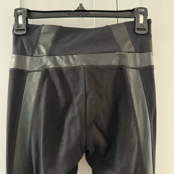 Athleta Luxe Ponte‎ Legging with Faux Leather Trim XSP - Image 3