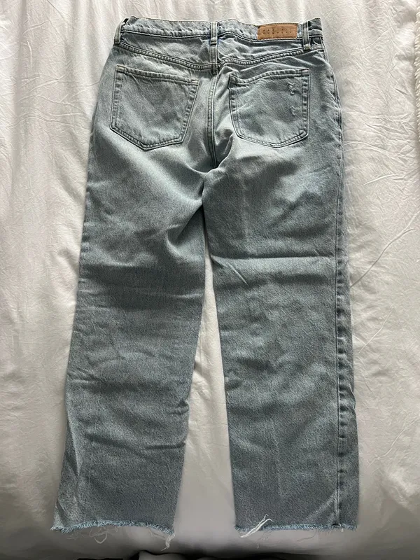 Pacsun ripped straight leg jeans - Image 4