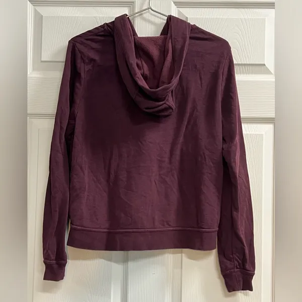 Nike Women’s Maroon Full Zip Hooded with Pockets - Size Small - VGUC - Image 2