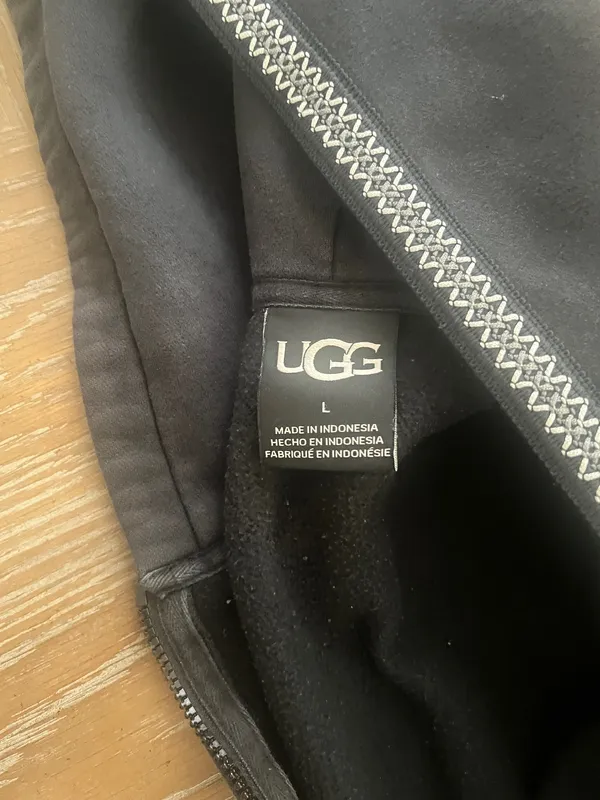 Black UGG Zip Up Sweater Sweater large - Image 6