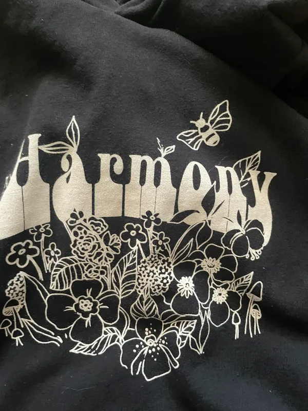 Levi's Oversized Hoodie - Image 2