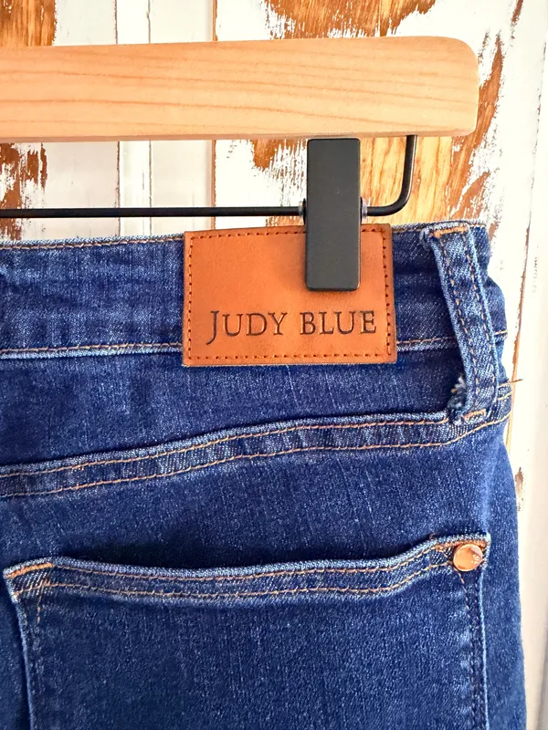 Judy Blue Coastal Cowgirl Parisian Mobwife Timeless Skinny Jeans Size 11/30 - Image 3