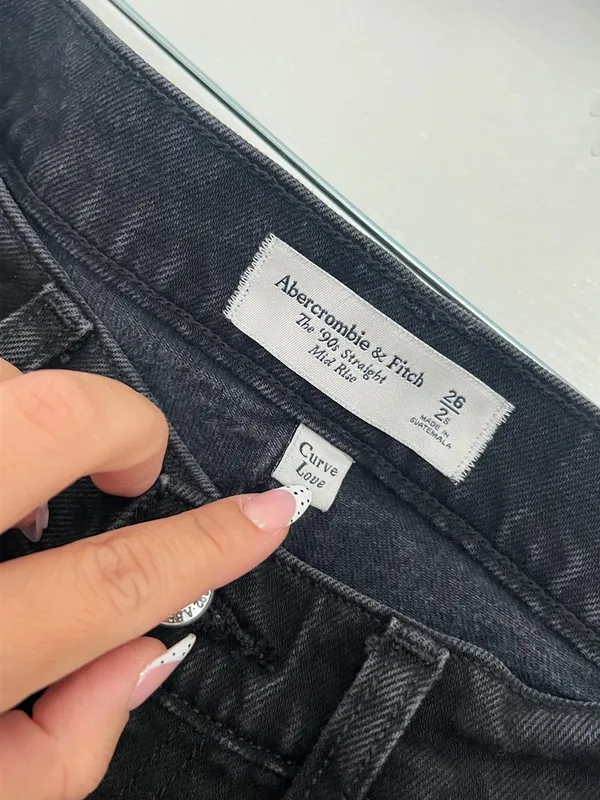 Abercrombie & Fitch The 90’s Straight Mid Rise Jeans Black 26 2s Clean Girl Chic - Image 4