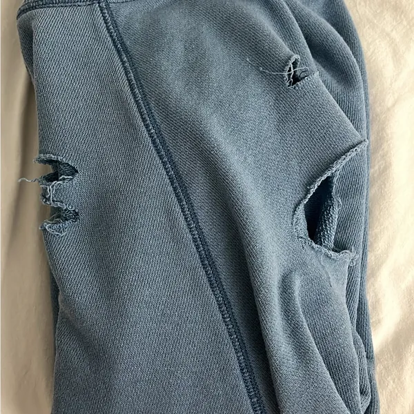 Aerie distressed blue sweatshirt - Image 4