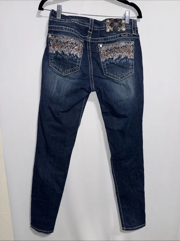 Miss Me Standard Skinny Jeans Dark Wash Embellished Pockets Size 28 ME8845SR - Image 5