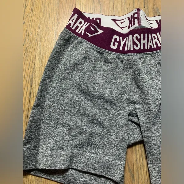 Gymshark gray shorts - Image 2
