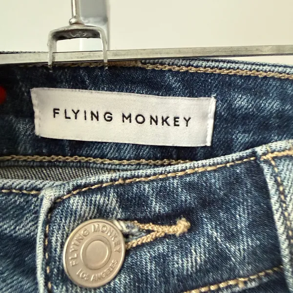 Vervet Flying Monkey Jeans Womens sz 28 Distressed Straight Leg Dark Wash Casual Preppy - Image 4