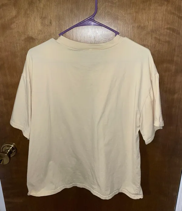 graphic tee shirt Yellow Size M - Image 2