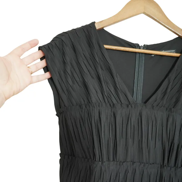 Peruvian Connection Small Black Micro Pleated V-Neck‎ Midi Dress Contemporary - Image 5