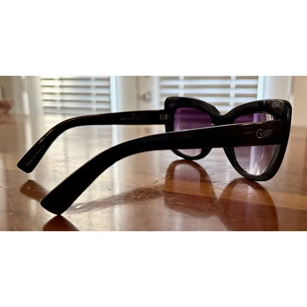 QUAY Australia “Breath Of Life” Sunglasses - Black Frames/Gradient Purple -NWT - Image 4
