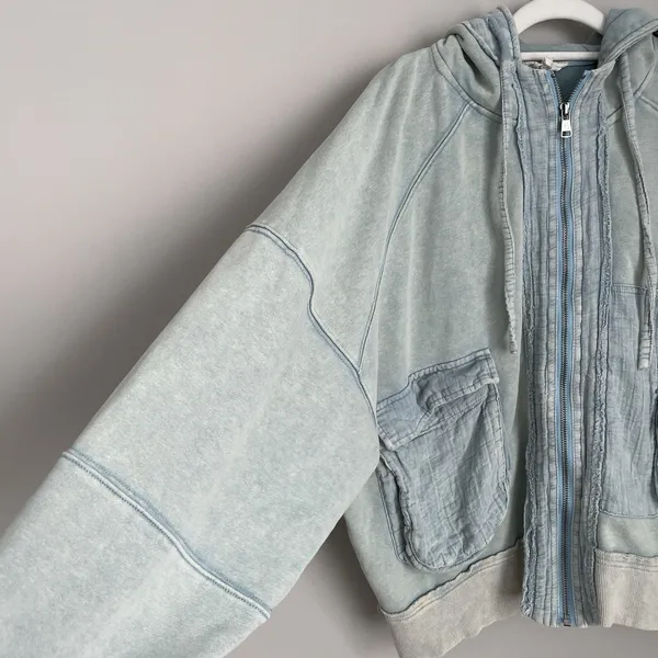 Oli & Hali Size L Acid Wash Light Cargo Patch Hoodie Jacket Boho - Image 2