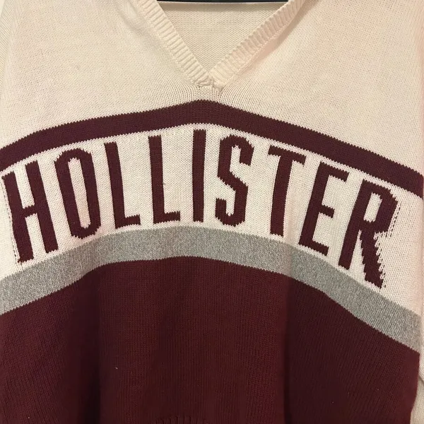 Hollister off white maroon collared Retro Sweater Women size Large - Image 2