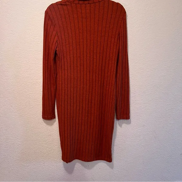 NWOT. Elegant Long Sleeve Rust Dress​‎ - Image 7