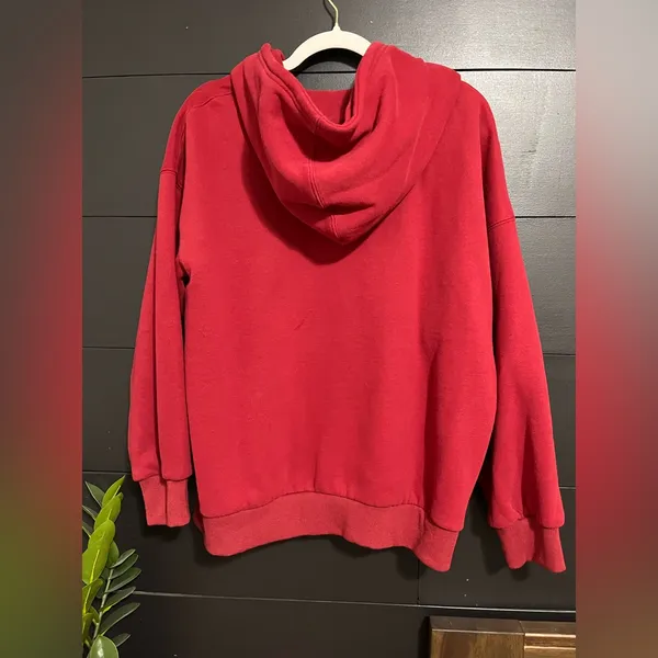 TRENDY QUEEN Viral Soft Red Pullover Hoodie Sweatshirt Women’s Sz M EUC - Image 2