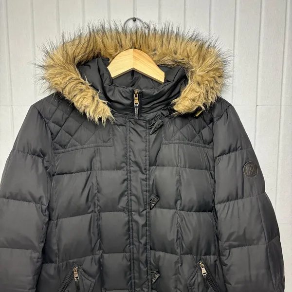 Ralph Lauren‎ Black Puffer Jacket with Faux Fur Trim - Image 3
