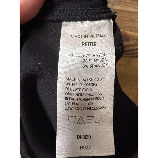 Quince Women Ultra Stretch Ponte Straight Leg Pants Sz M Pull‎ On Black - Image 4