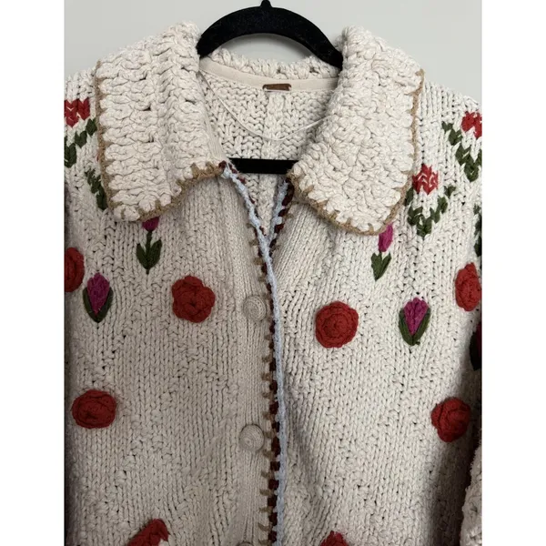 Free people Rosebud Cardigan Ivory Combo Women's Size Medium/Large - Image 3