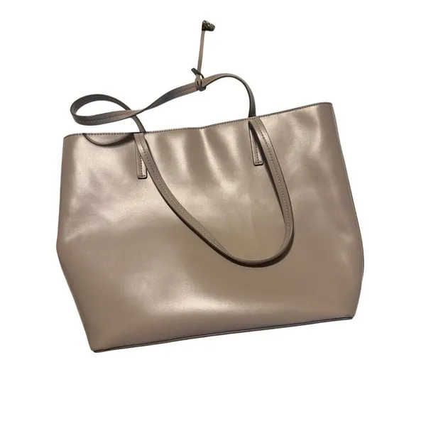 Kate‎ Spade Gray Bag with Sparkly Bow - Image 2