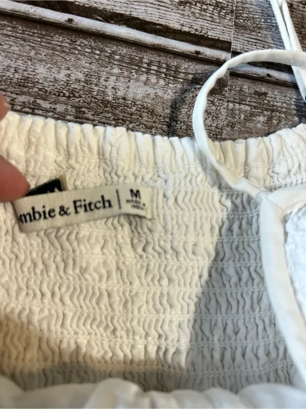 Abercrombie & Fitch White Lace Coquette Boho Cottagecore Summer Top - Image 5