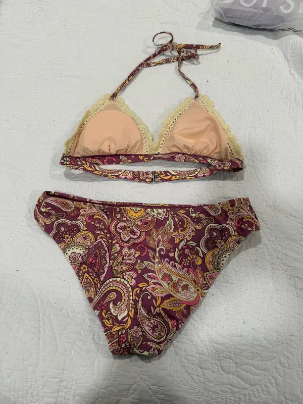 Cupshe Bikini Set - Image 2