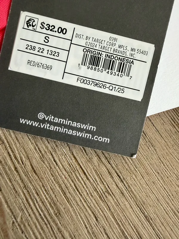 Vitamin A twist front tie back bikini top s - Image 7