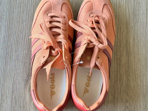 NEW Gola Harrier Trainer in Peach and Burgundy - Image 13